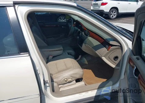 2002 Cadillac Deville Standard z USA, uszkodzony, nr VIN 1G6KD54Y32U119153